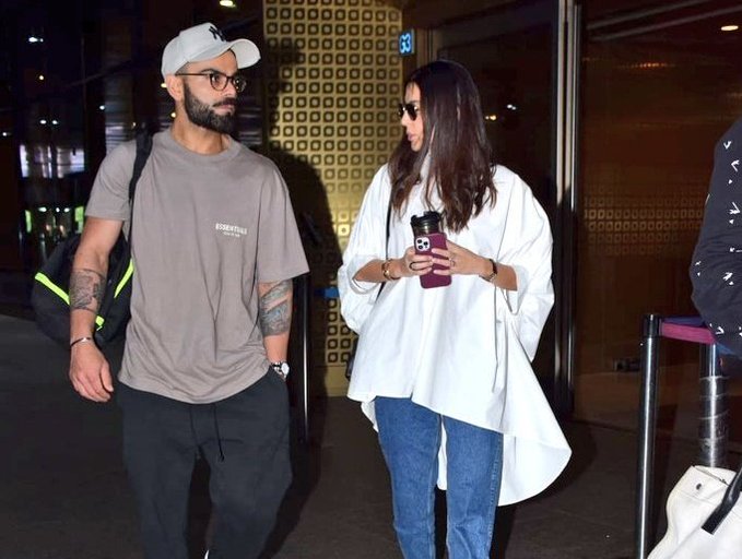 Virat Kohli and Anushka Sharma return to Mumbai.