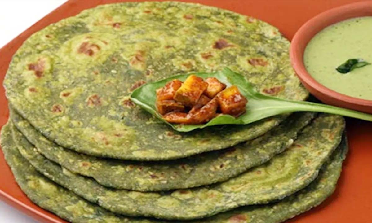 आज ट्राय करे ये टेस्टी बथुआ पराठा,रेसिपी