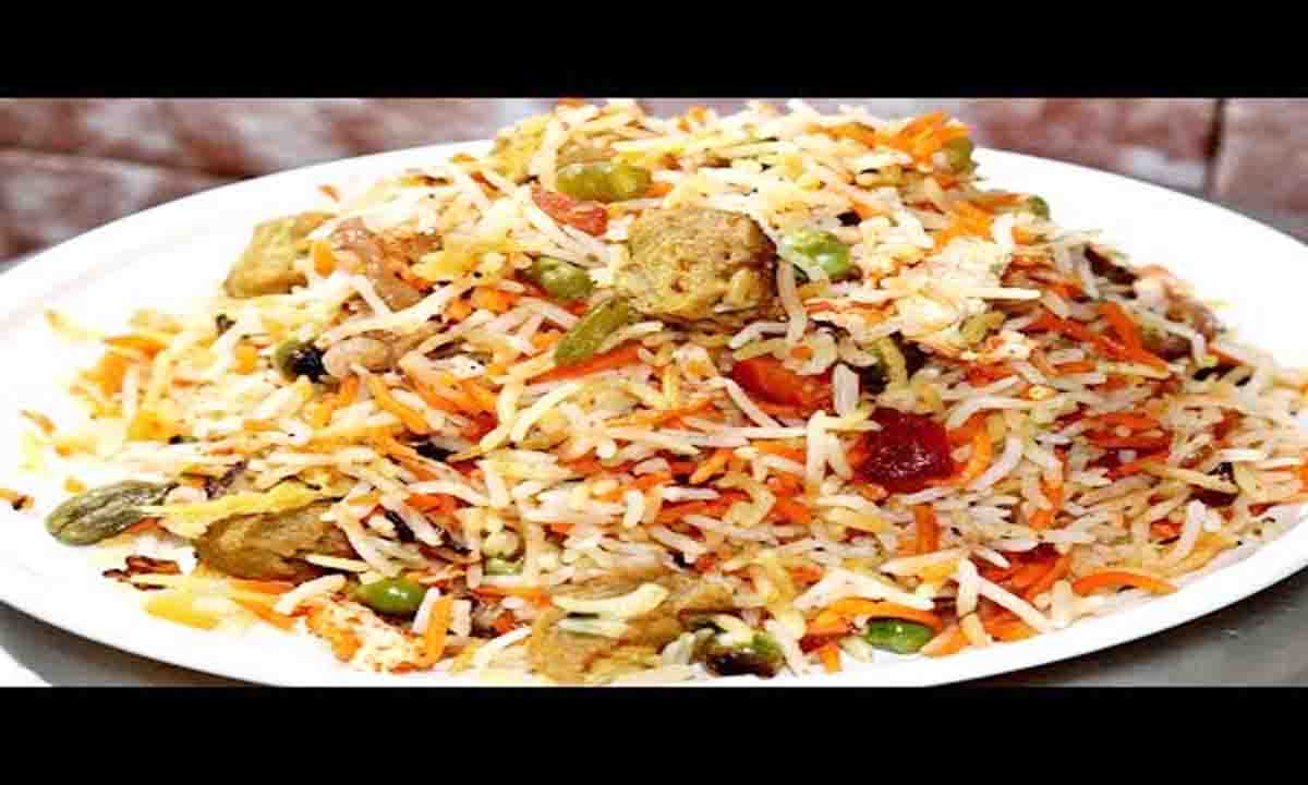 Veg Soya Biryani : वीकेंड में घर पर बनाएं सोया वेज बिरयानी, रेसिपी