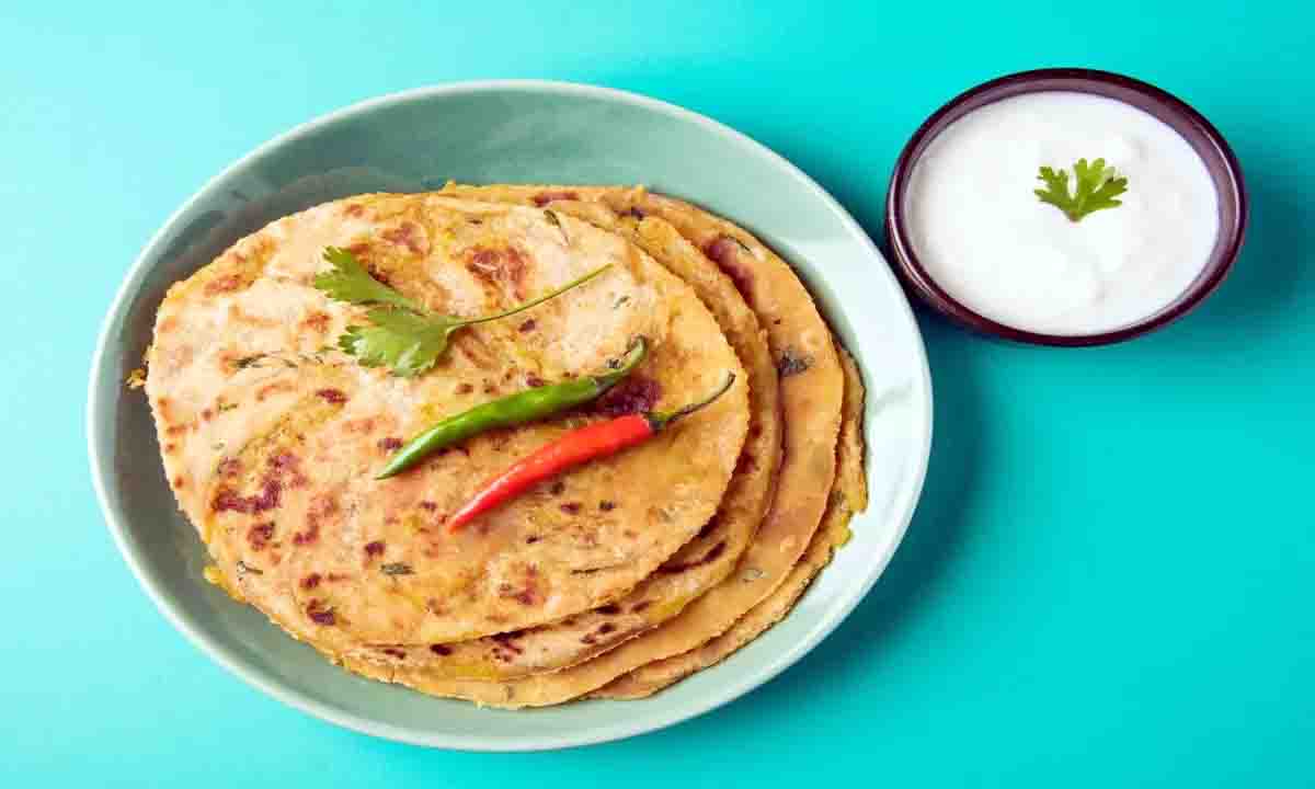 डिनर में बनाएं पालक के पराठे, जाने सामग्री सूची