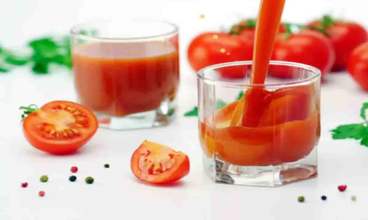 सर्दियों में टमाटर के जूस का सेवन देगा लाभ