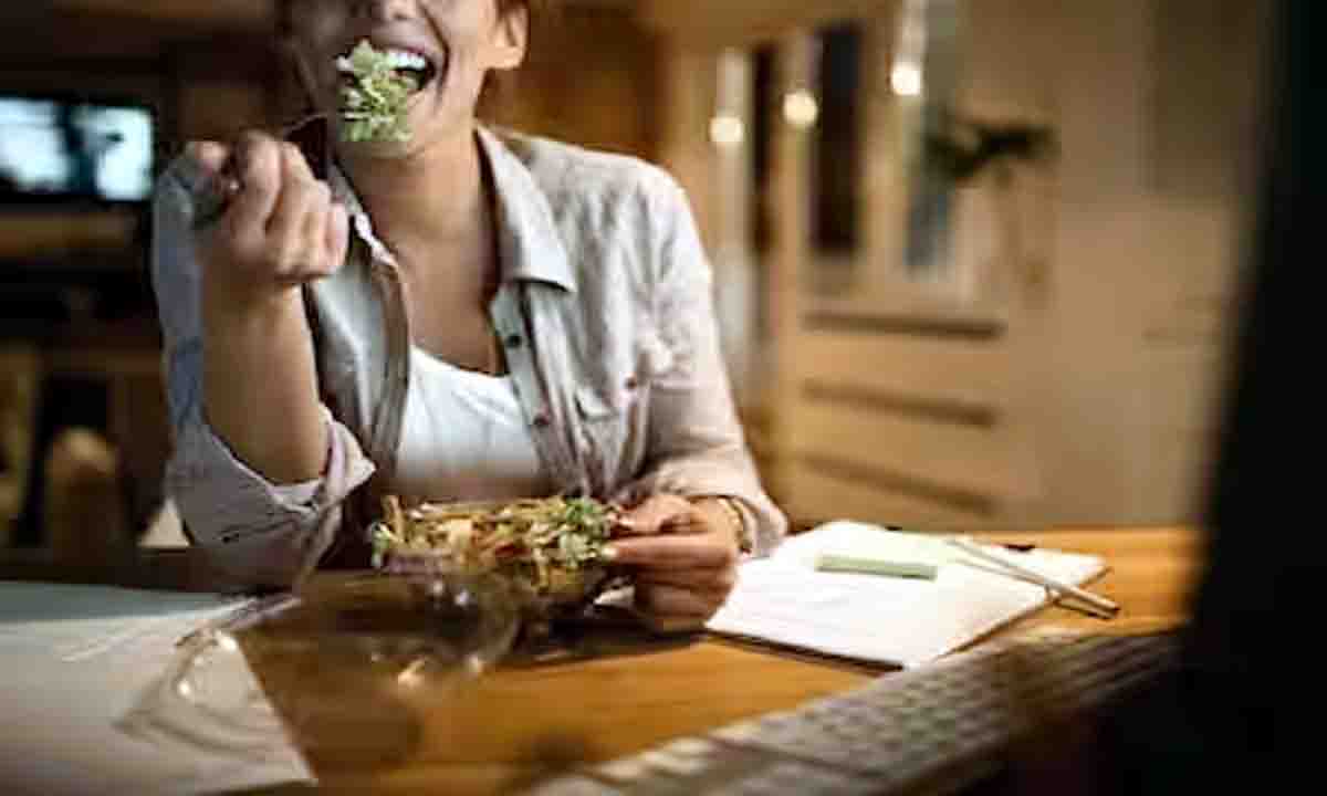 खाली पेट खाना खाने से जल्दी काम होता है बजन