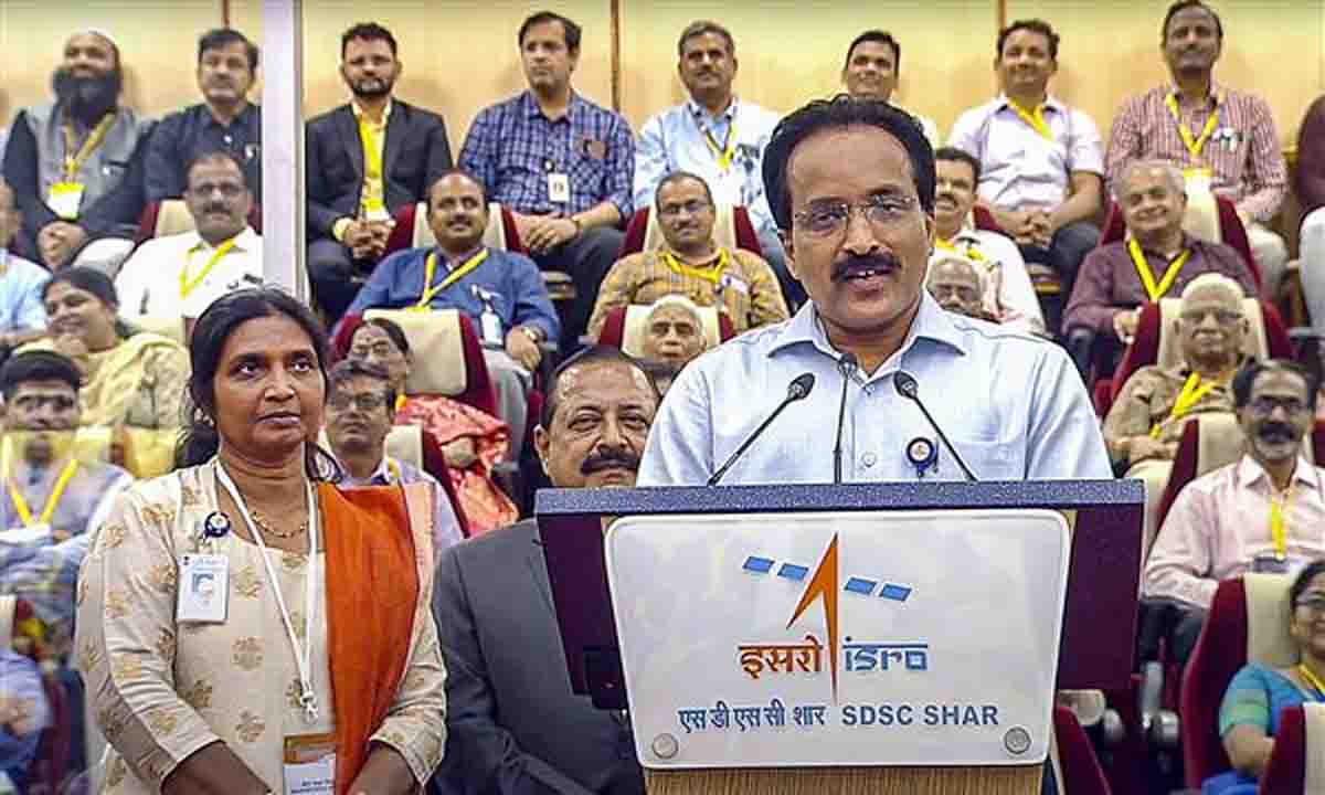 अंतरिक्ष यात्री तैयार, उड़ान भरने का इंतजार- इसरो प्रमुख