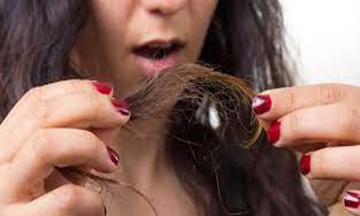 बालों में लगाते हैं जेल तो जान ले इसके नुकशान