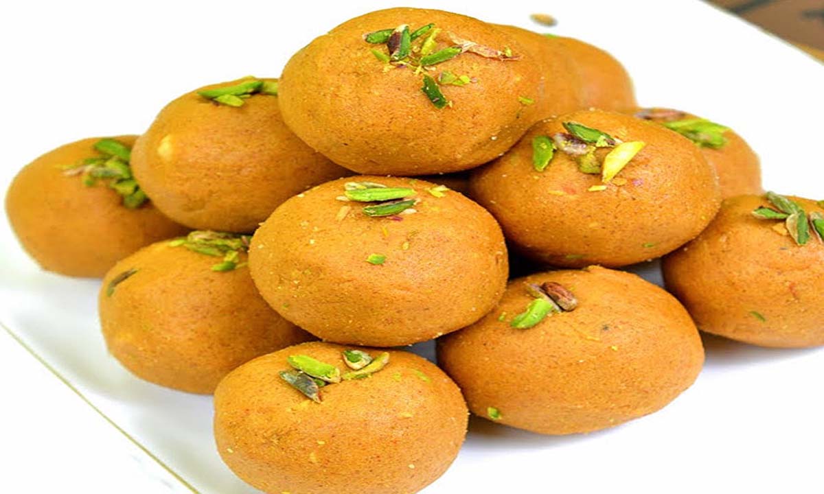 बेसन के लड्डू बनाने के रेसिपी जाने
