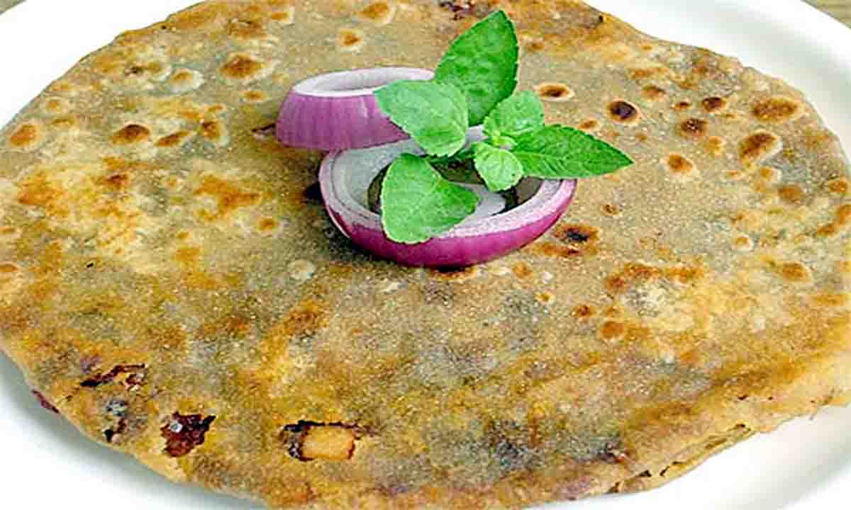 Onion Paratha : नाश्ते में बनाएं स्वादिष्ट प्याज पराठा,जाने रेसिपी