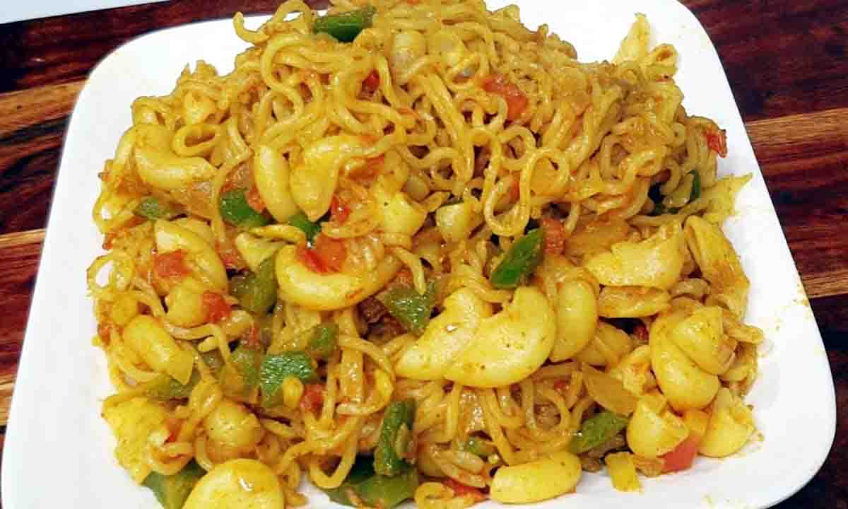 Maggi-pasta : बच्चों लिए बनाएं स्पाइसी मैगी- पास्ता,फॉलो करें रेसिपी