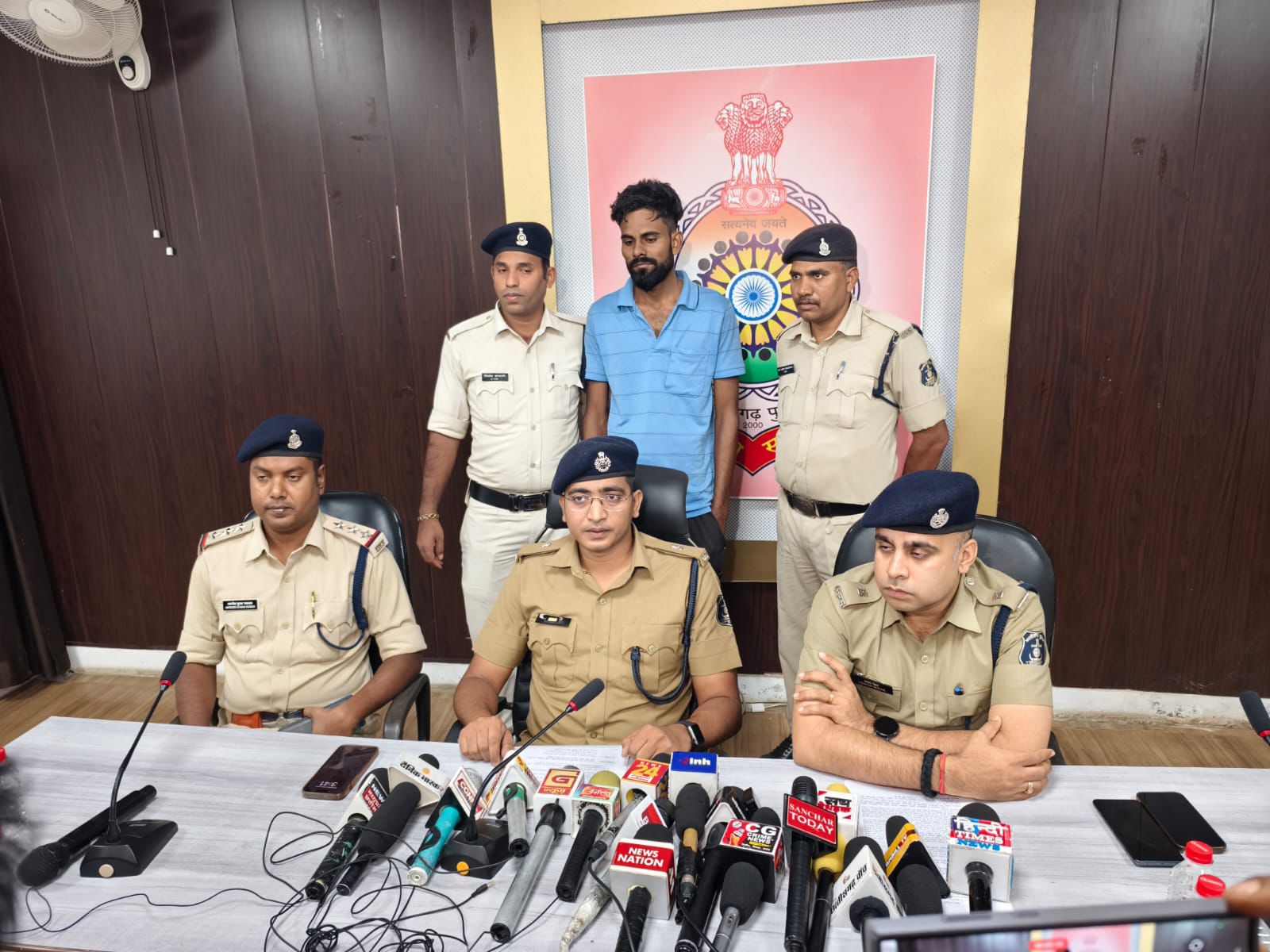 नशे के सौदागर को पुलिस ने पकड़ा, 20 लाख की अफीम बरामद
